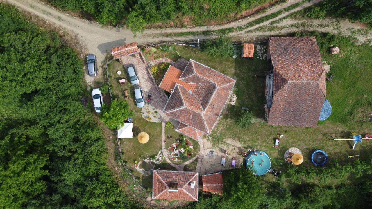 Seosko Domacinstvo „Gabar” Villa Custica Luaran gambar